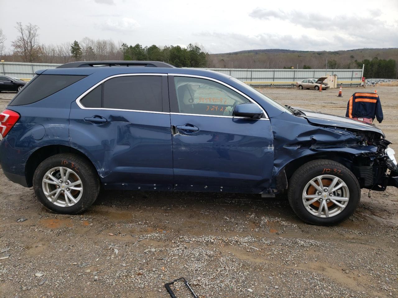 Photo 9 from auction – 2017 CHEVROLET EQUINOX LT with VIN 2GNFLFE36H6194566