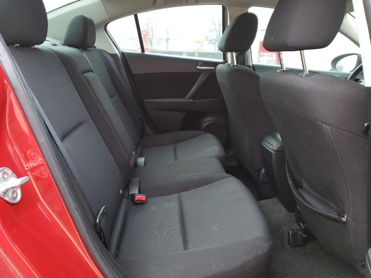 Фото 6 с аукциона – 2011 MAZDA 3 I с VIN JM1BL1VG4B1477698