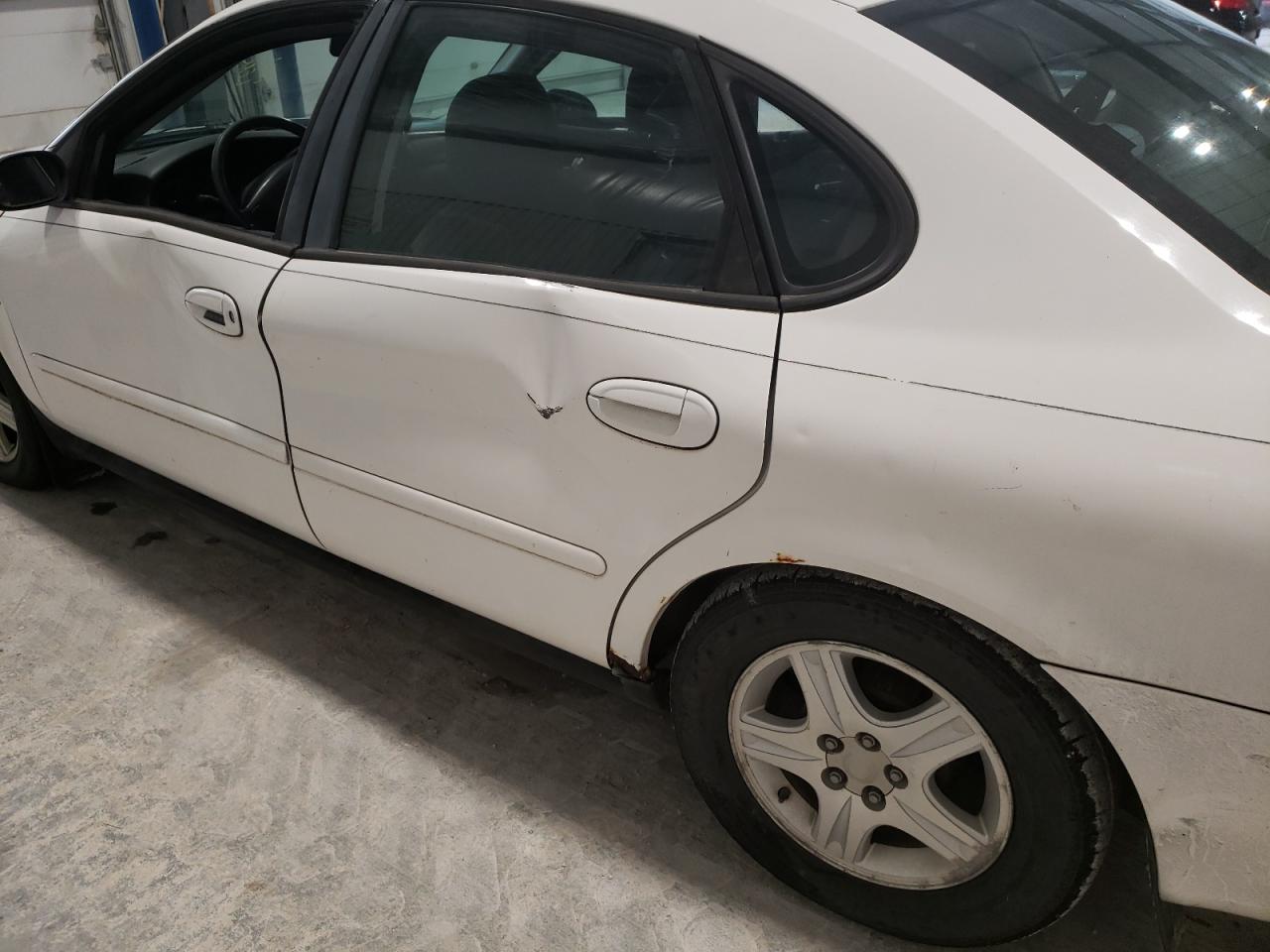 Photo 10 from auction – 2000 FORD TAURUS SEL with VIN 1FAFP56S2YA209442