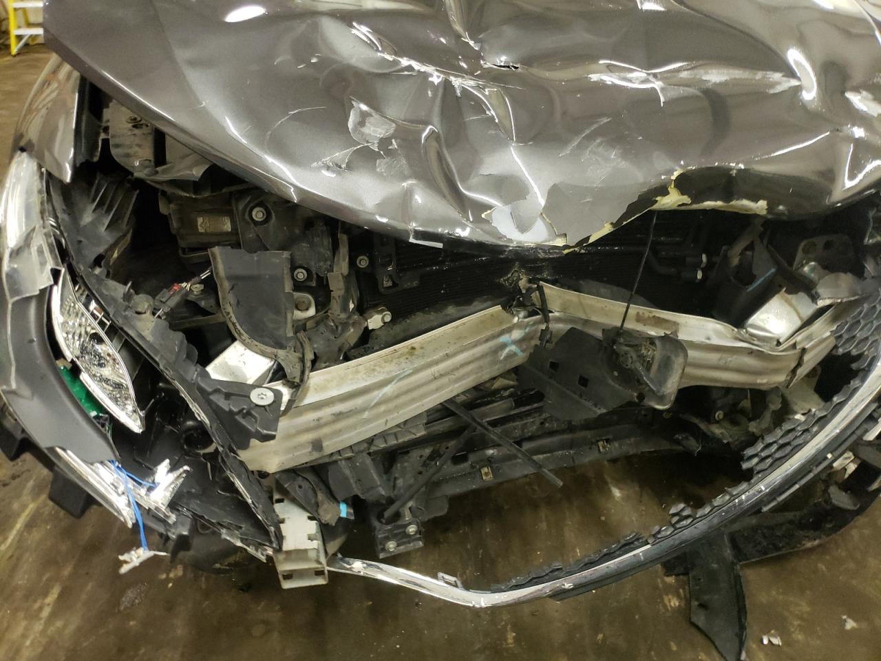 Photo 9 from auction – 2015 CHRYSLER 200 LIMITE with VIN 1C3CCCAB8FN708101
