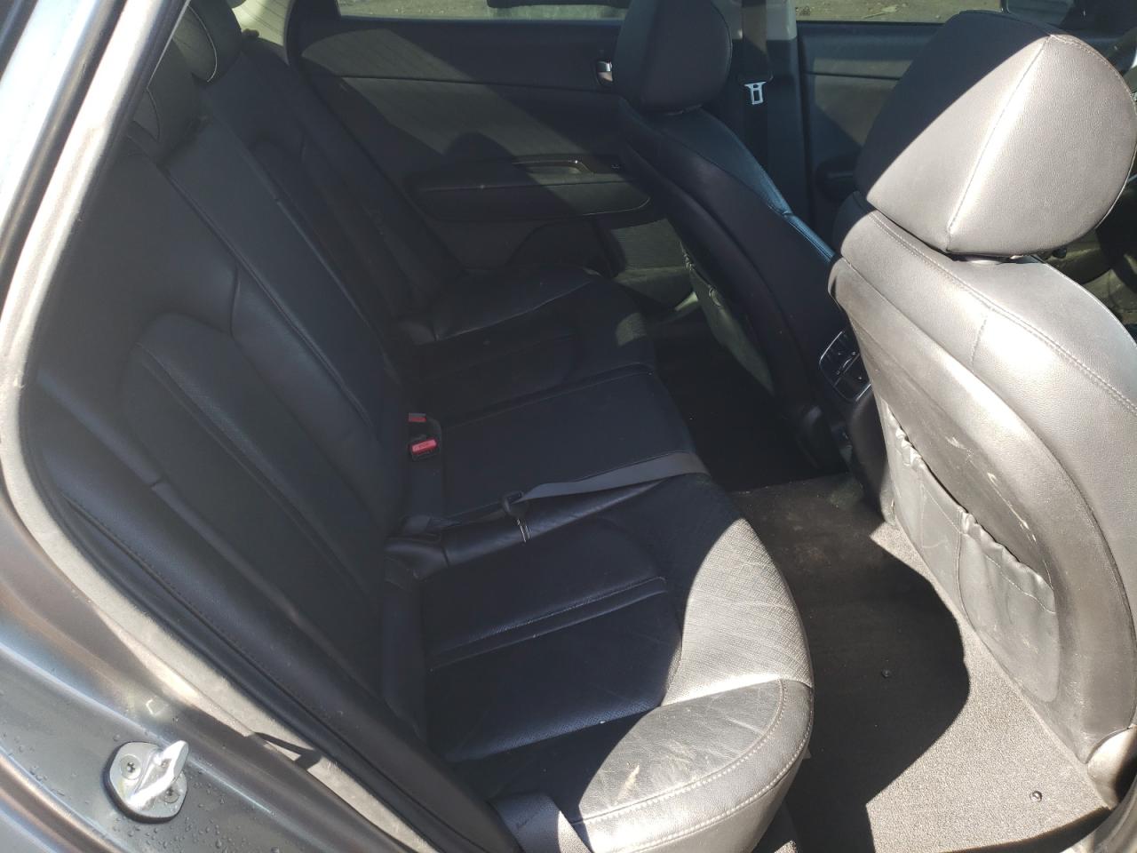 Photo 6 from auction – 2016 KIA OPTIMA EX with VIN 5XXGU4L31GG107731