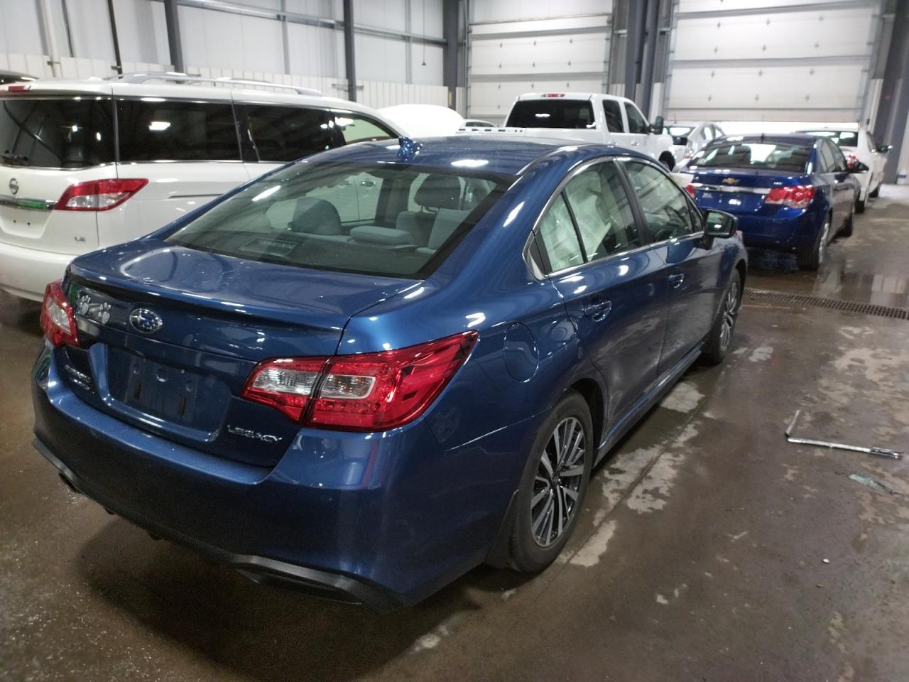 Photo 4 from auction – 2019 SUBARU LEGACY 2.5 with VIN 4S3BNAF62K3040433