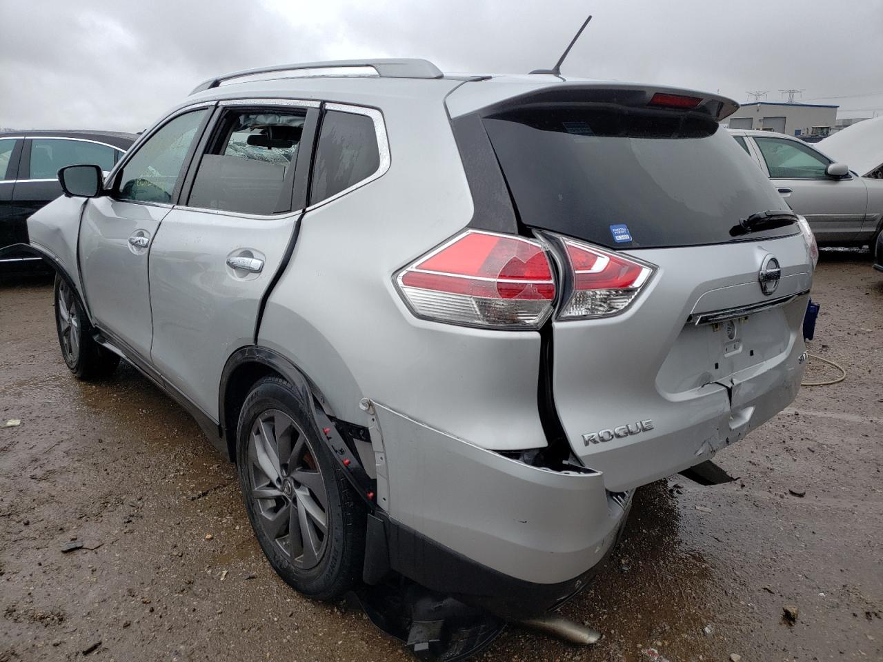Photo 3 from auction – 2016 NISSAN ROGUE S with VIN 5N1AT2MV3GC774857