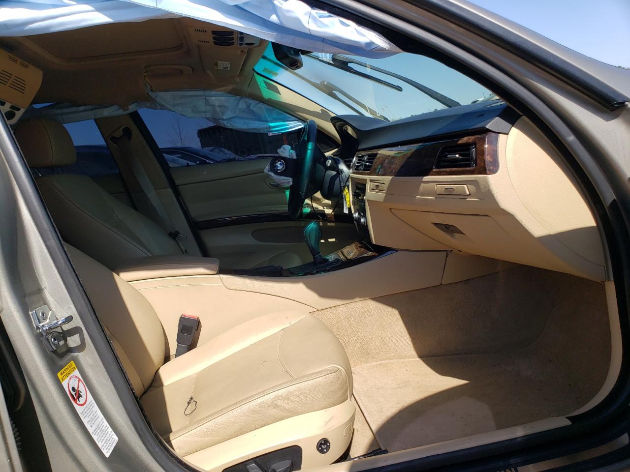 Photo 5 from auction – 2009 BMW 328 I with VIN WBAPH77529NM27176