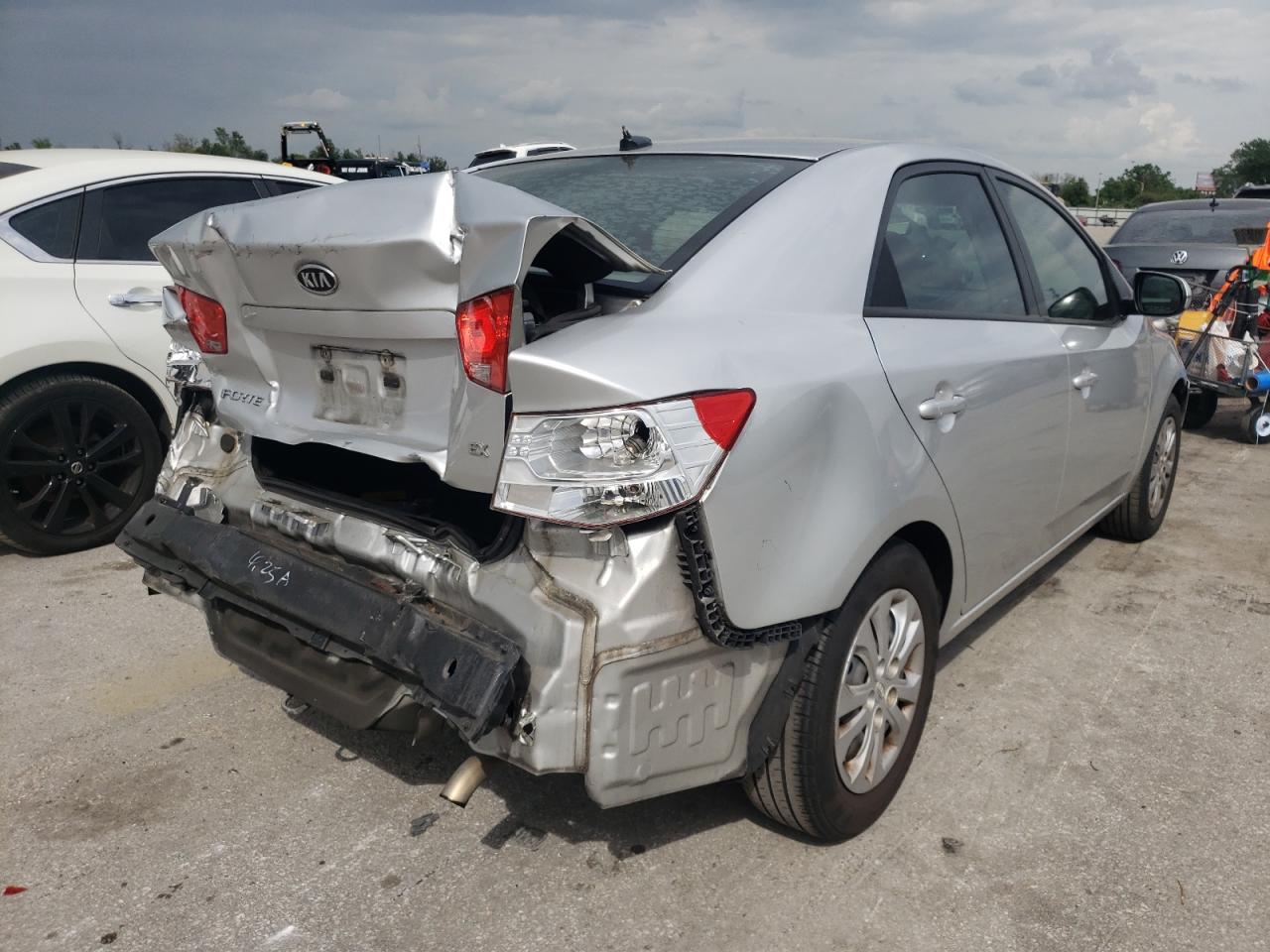 Photo 4 from auction – 2012 KIA FORTE EX with VIN KNAFU4A24C5642523