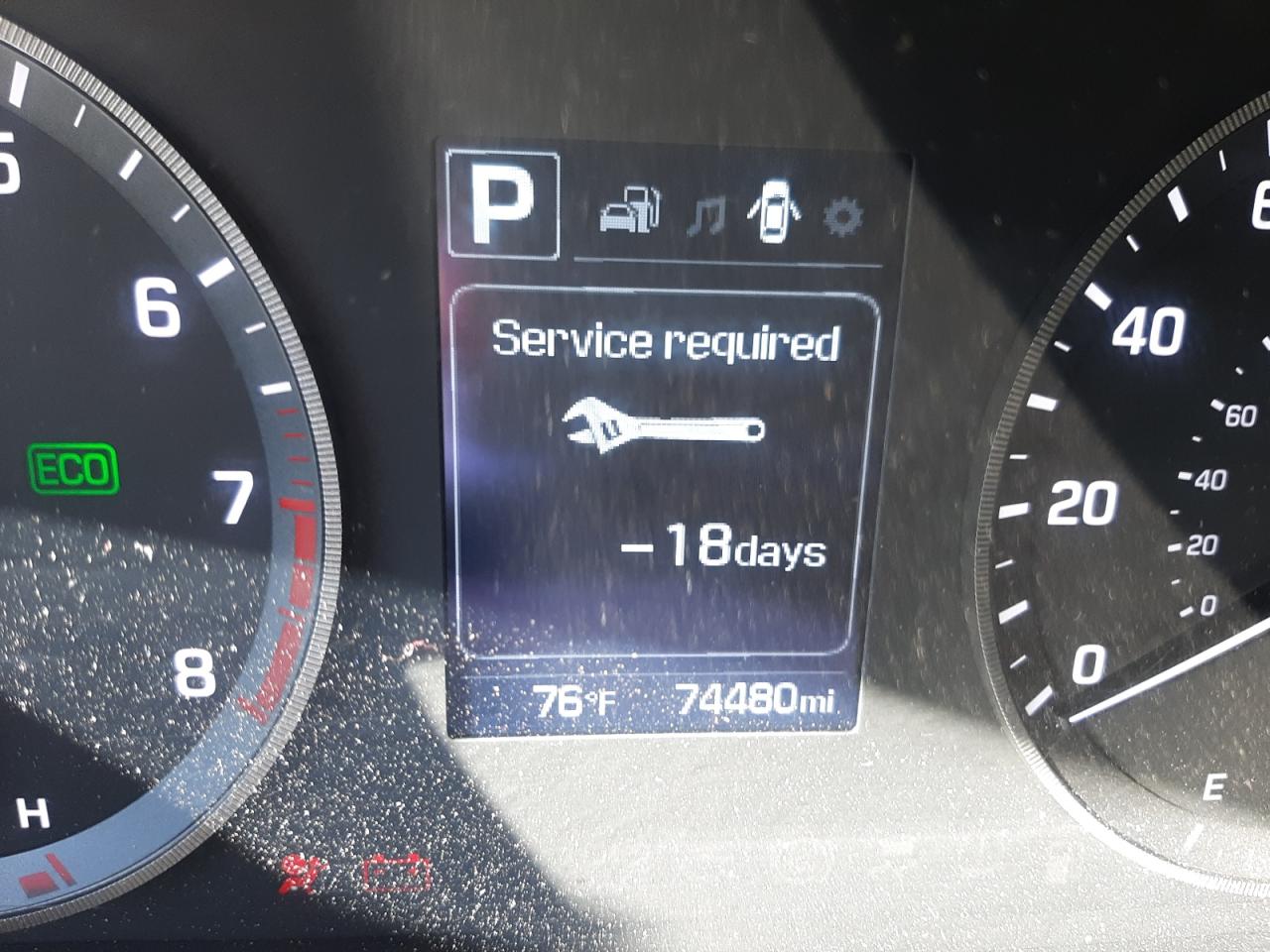 Photo 8 from auction – 2017 HYUNDAI SONATA with VIN 5NPE24AF6HH533561