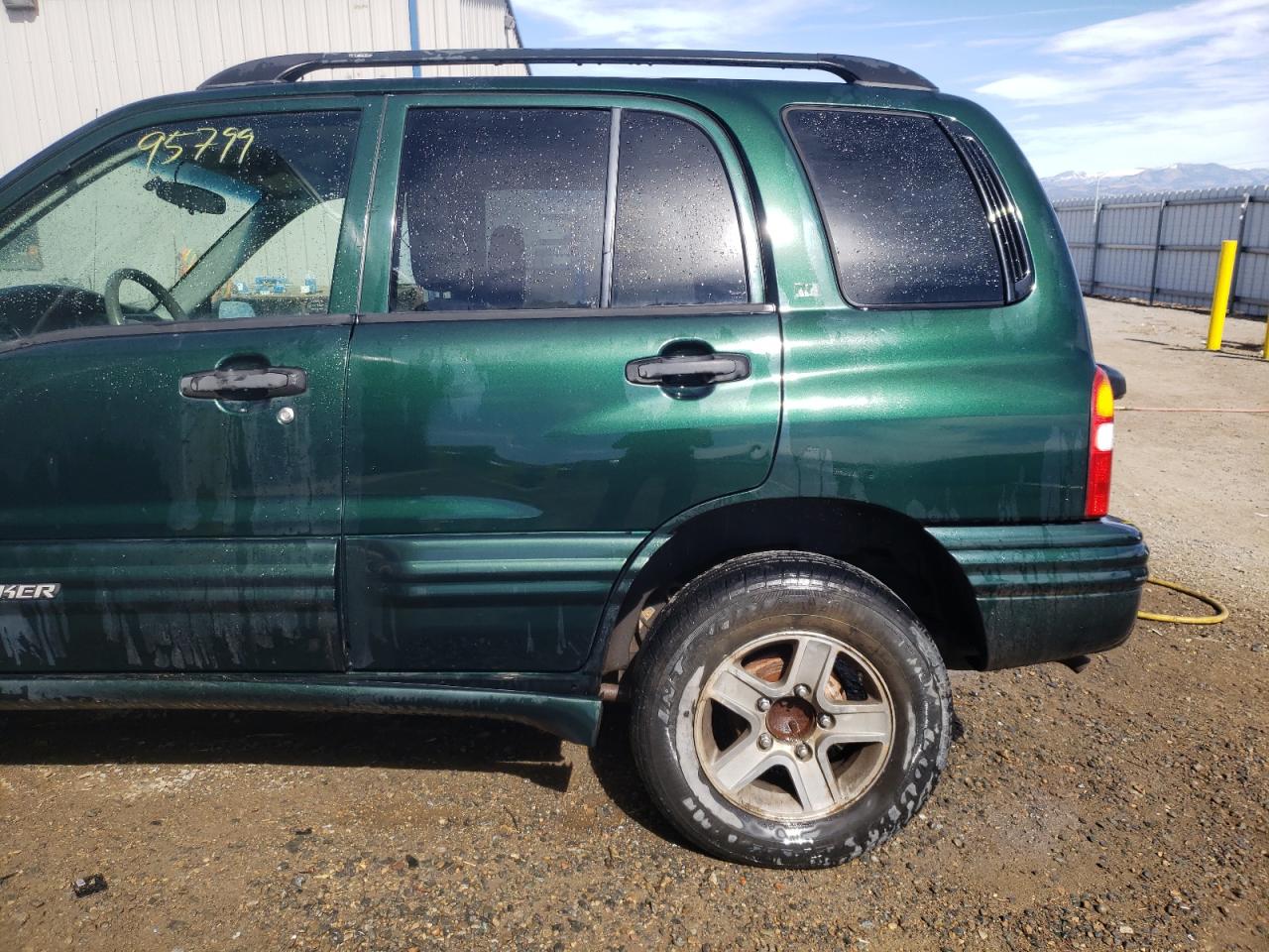 Photo 9 from auction – 2004 CHEVROLET TRACKER LT with VIN 2CNBJ634746911068