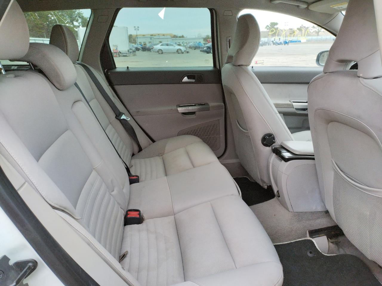 Photo 6 from auction – 2010 VOLVO V50 2.4I with VIN YV1390MW0A2532219