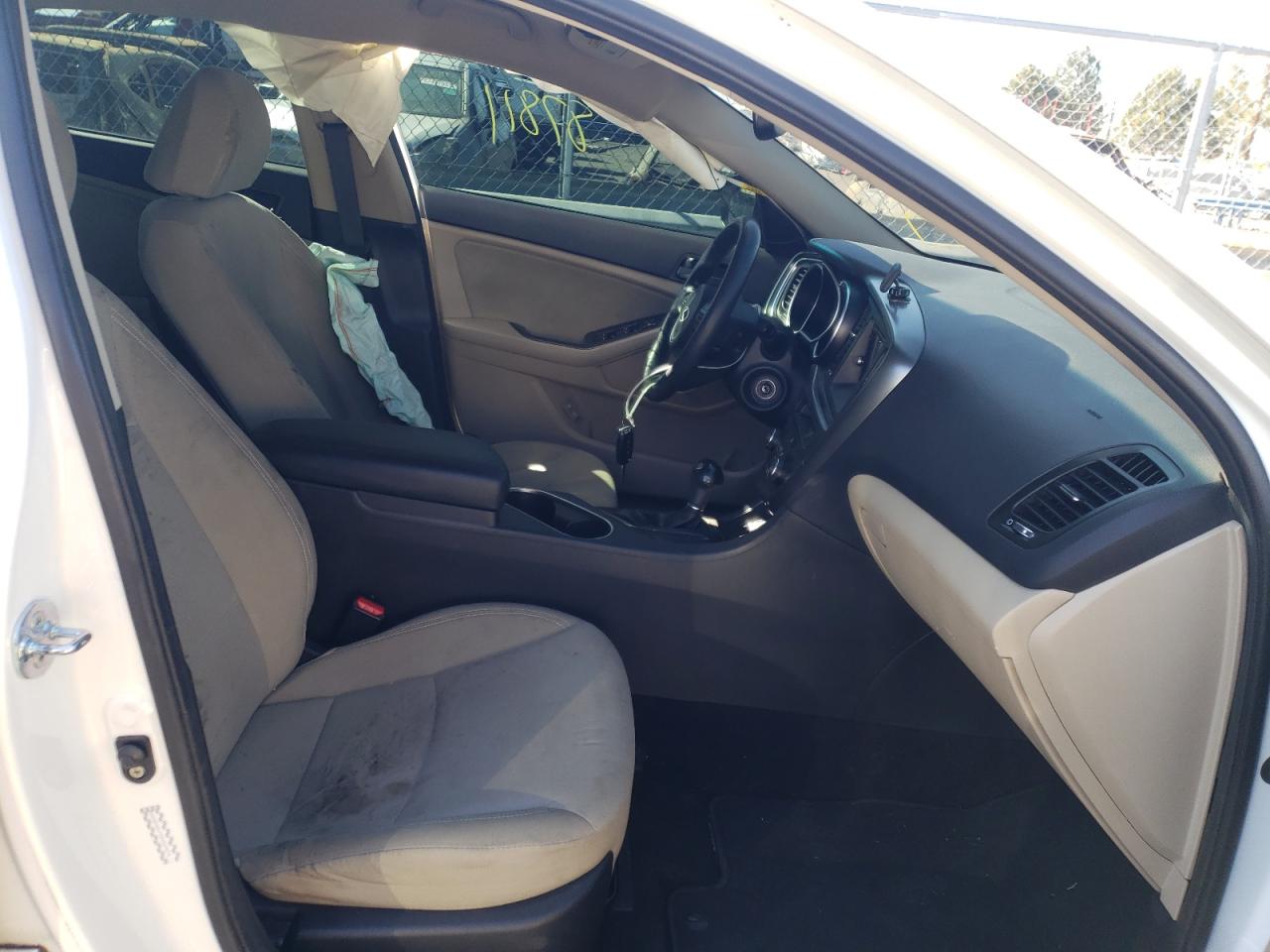 Photo 5 from auction – 2014 KIA OPTIMA LX with VIN KNAGM4A73E5459276