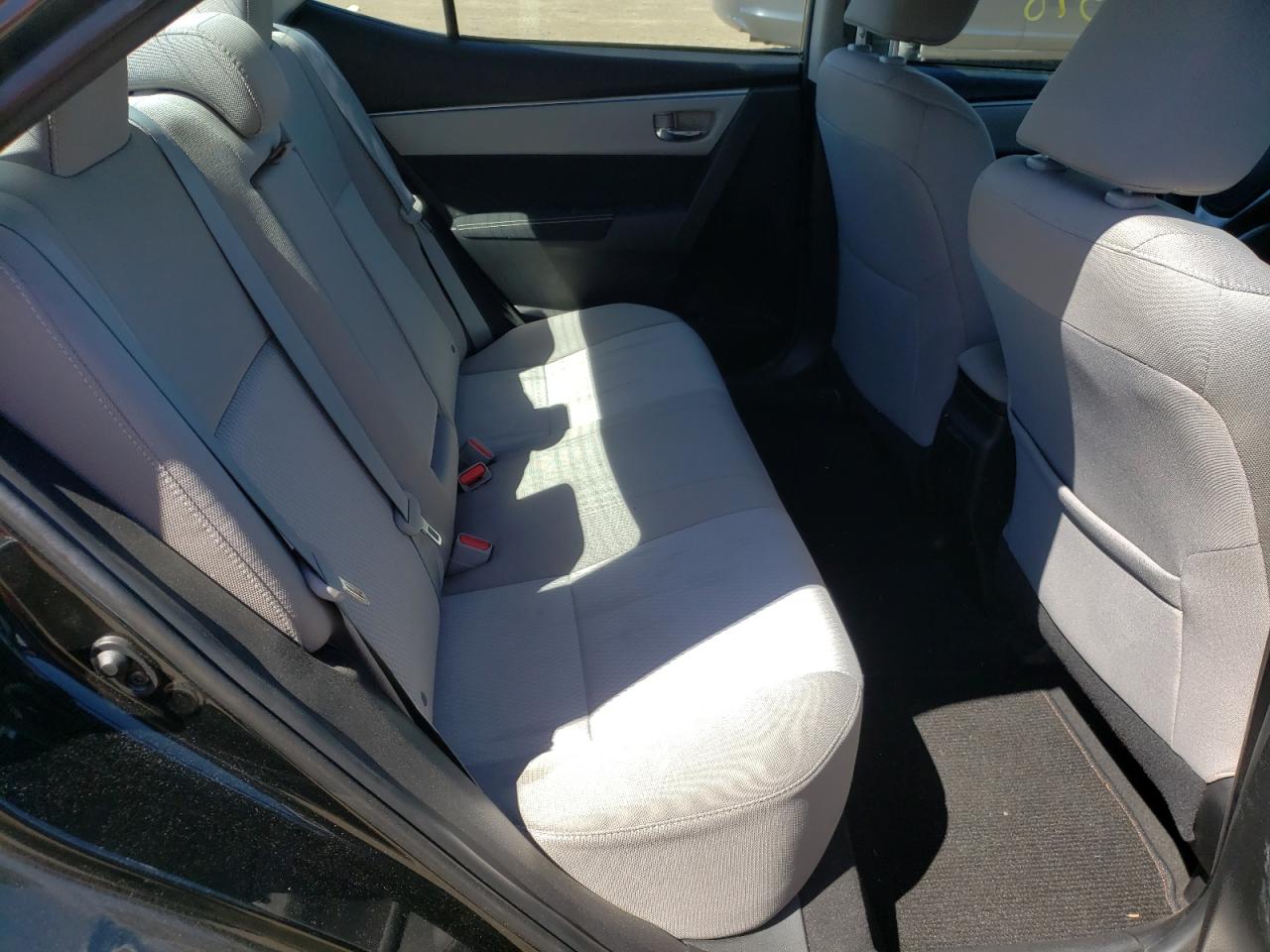 Photo 6 from auction – 2016 TOYOTA COROLLA L with VIN 5YFBURHEXGP428434