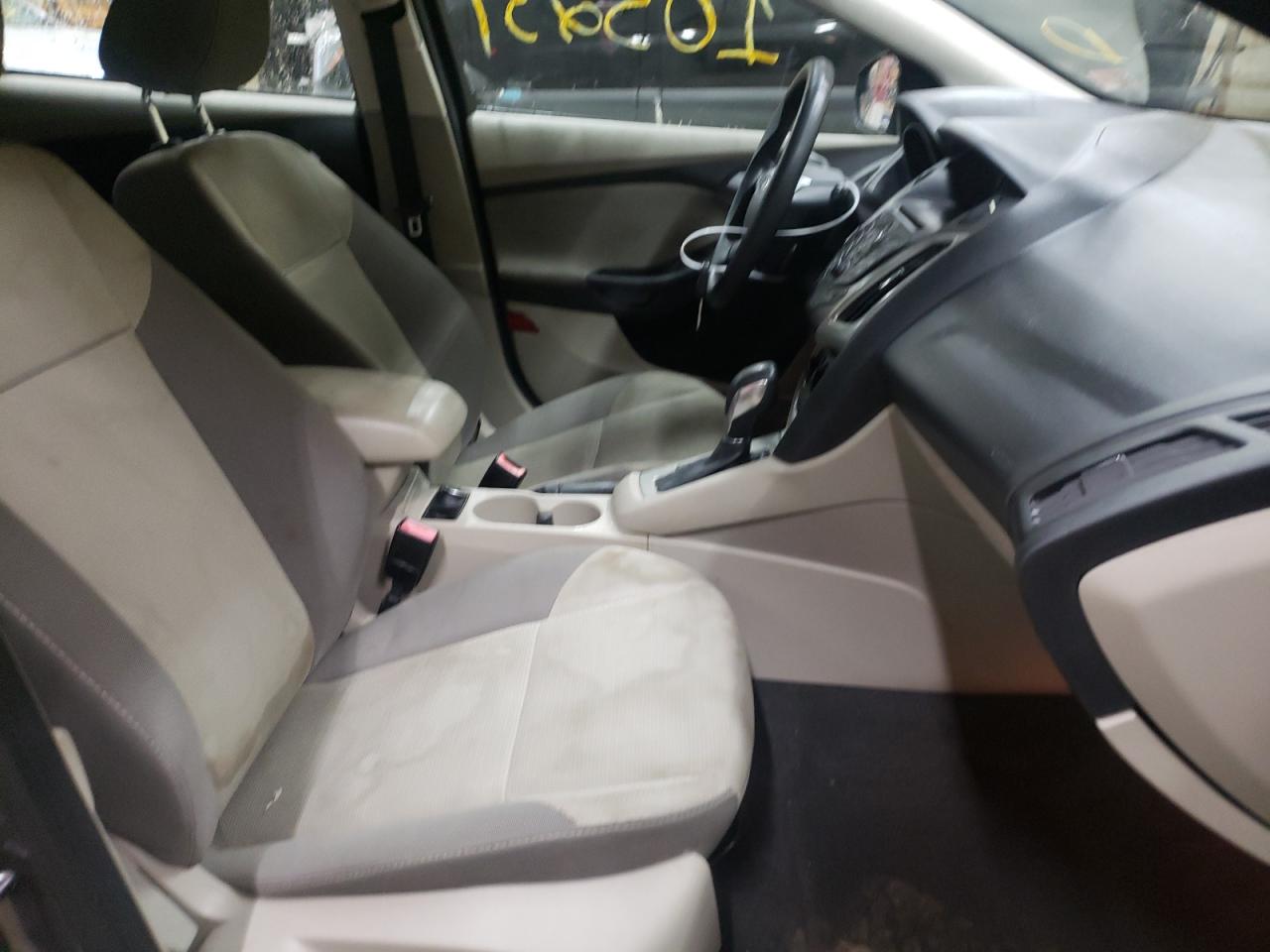 Photo 5 from auction – 2013 FORD FOCUS SE with VIN 1FADP3K24DL216747