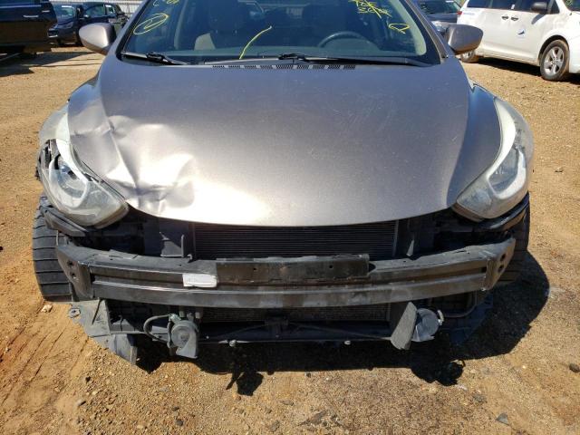 Photo 9 from auction – 2016 HYUNDAI ELANTRA SE with VIN 5NPDH4AE2GH712664