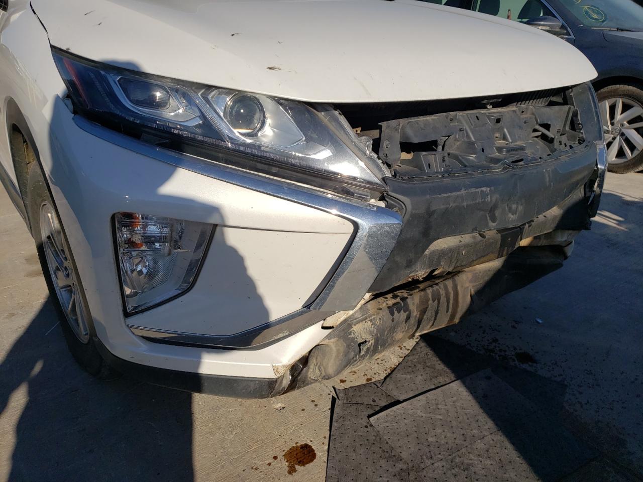 Photo 9 from auction – 2019 MITSUBISHI ECLIPSE CR with VIN JA4AS3AA7KZ019080