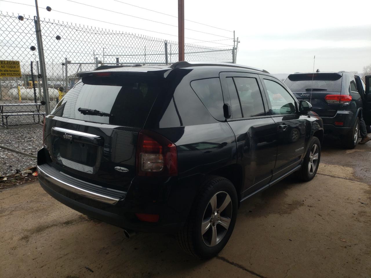 Photo 4 from auction – 2016 JEEP COMPASS LA with VIN 1C4NJDEB2GD657647