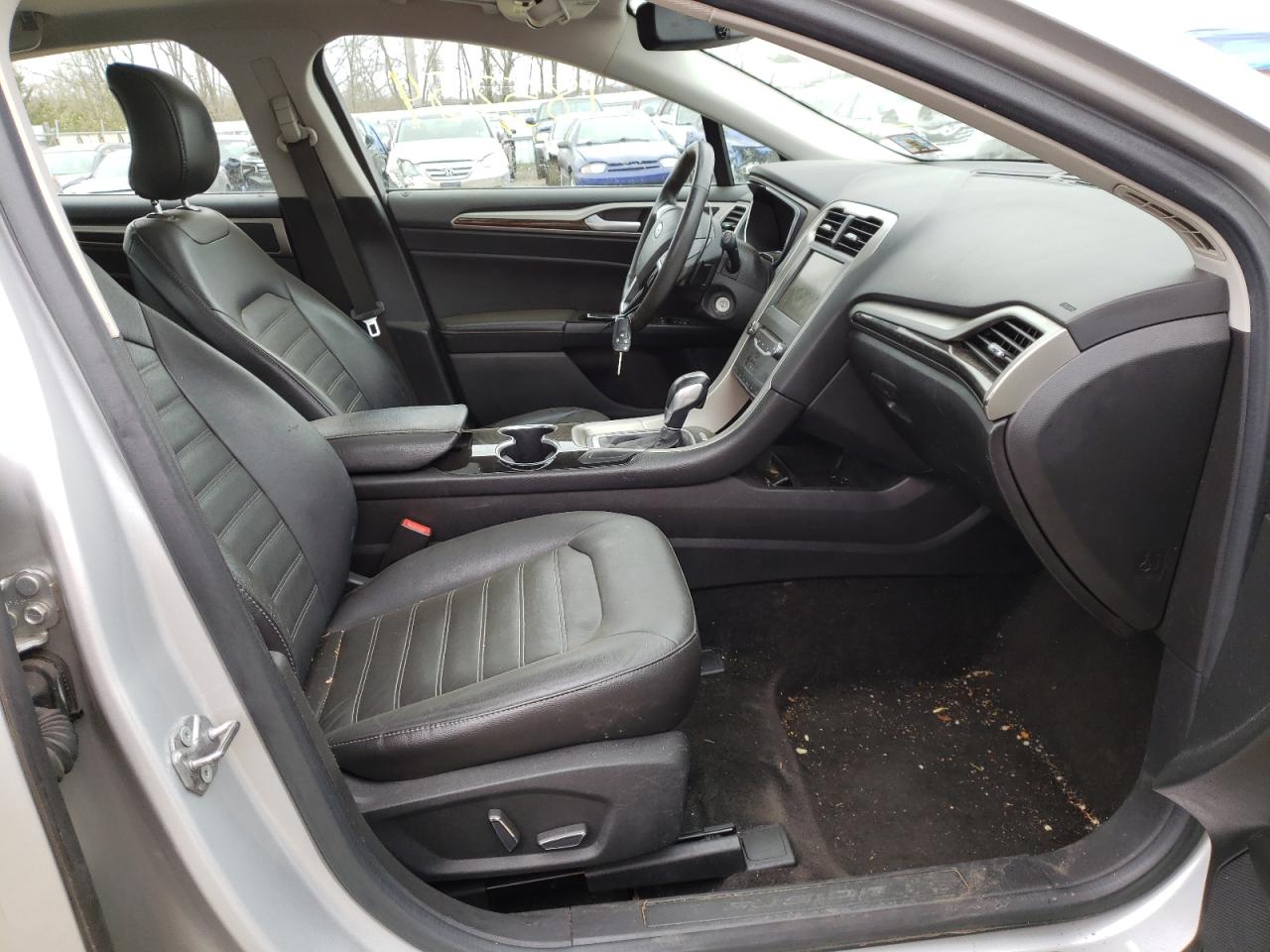 Photo 5 from auction – 2015 FORD FUSION SE with VIN 3FA6P0H90FR210430
