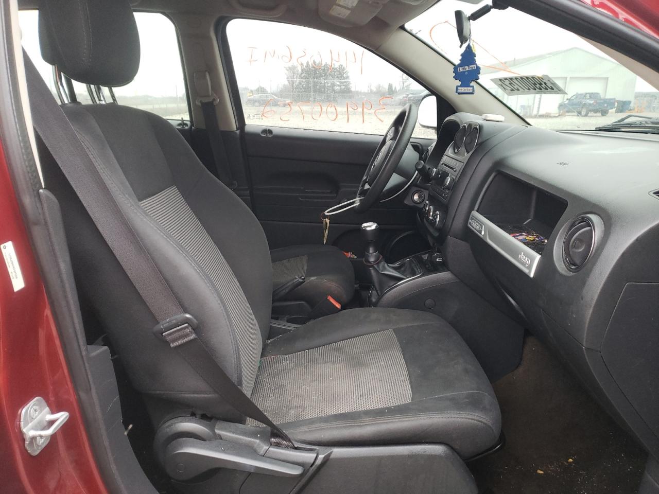 Photo 5 from auction – 2014 JEEP COMPASS SP with VIN 1C4NJCBA9ED691264