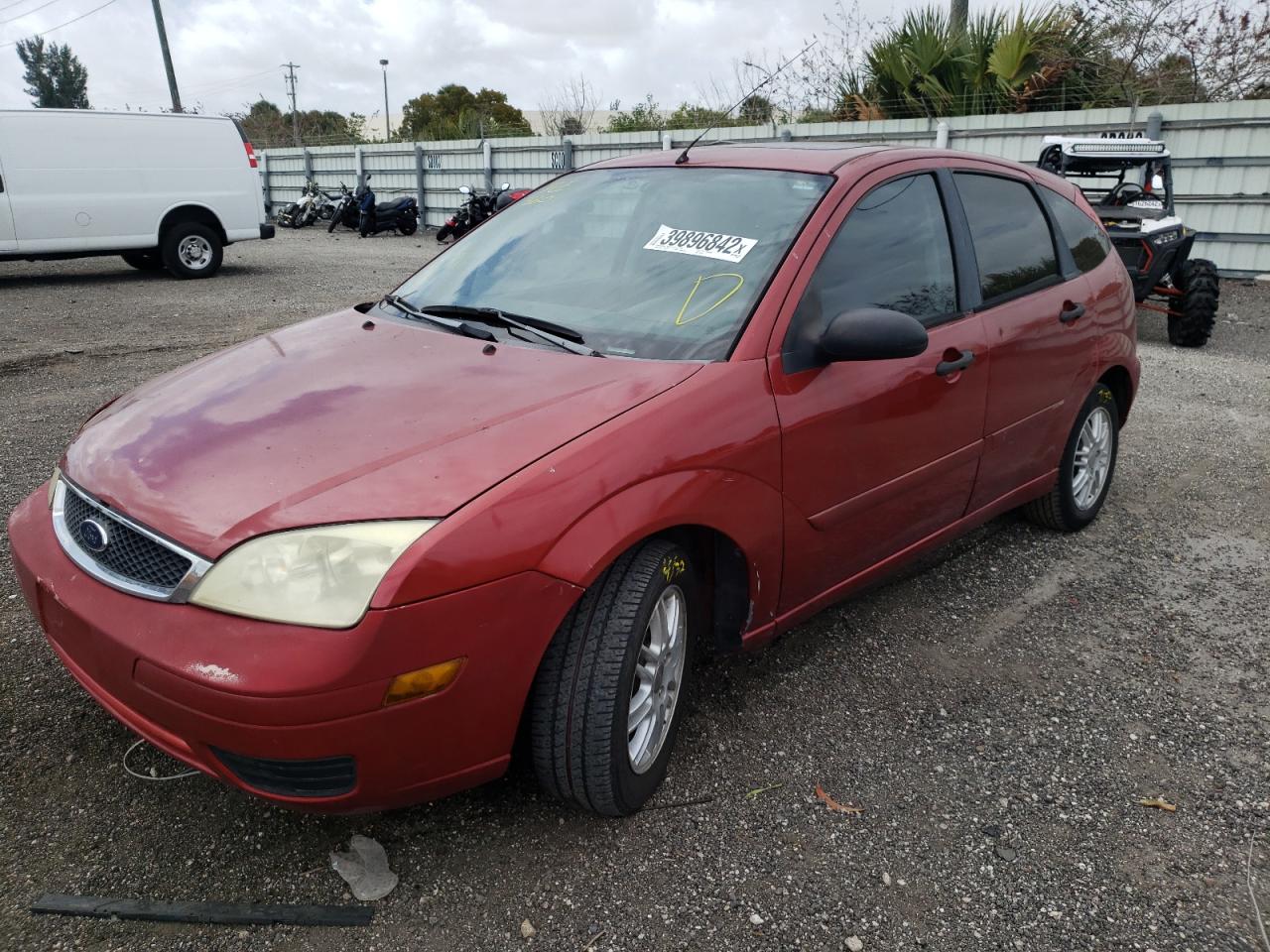 Photo 12 from auction – 2005 FORD FOCUS ZX5 with VIN 3FAFP37N35R145152