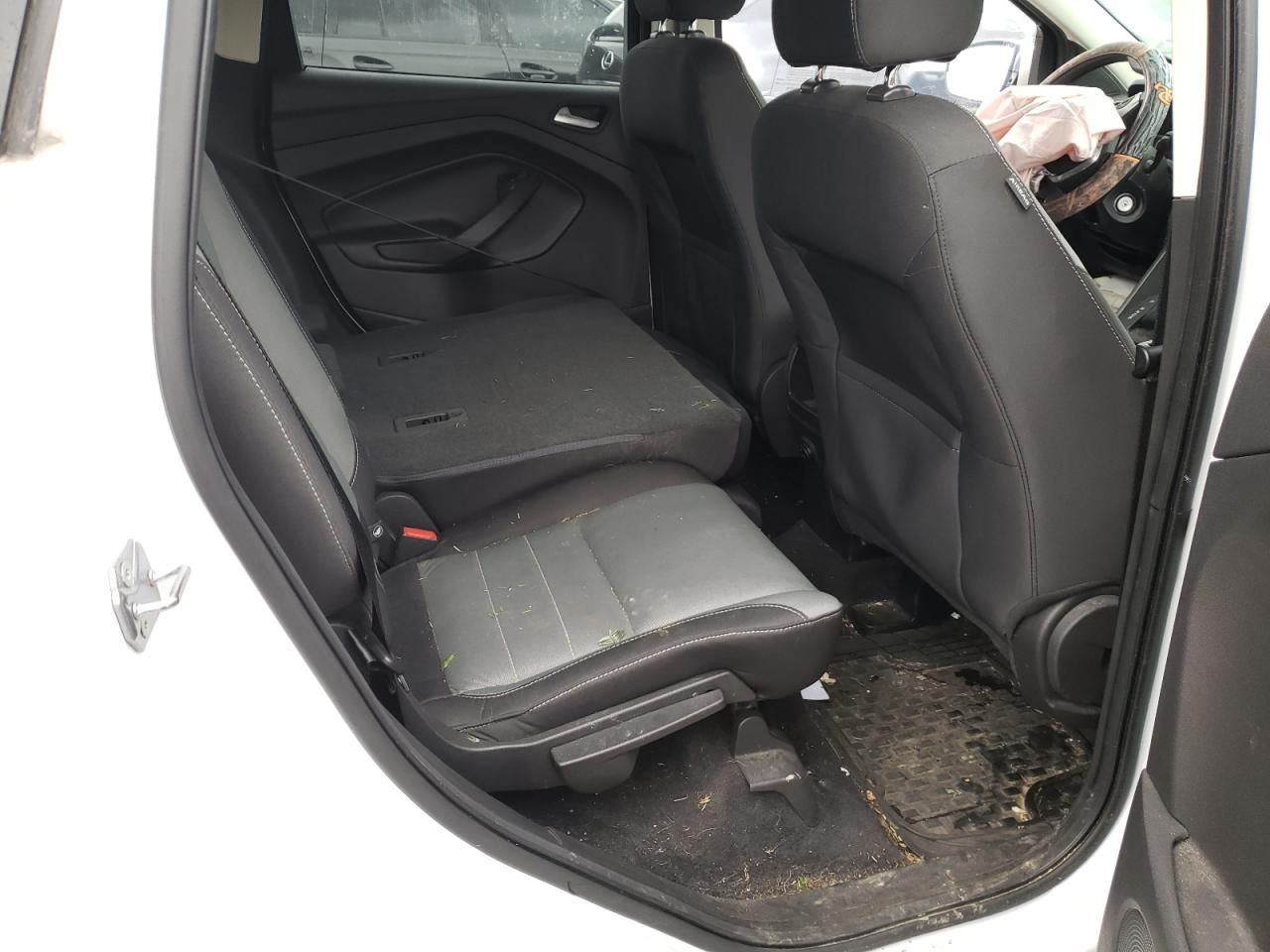 Photo 6 from auction – 2015 FORD ESCAPE SE with VIN 1FMCU9G96FUB77238