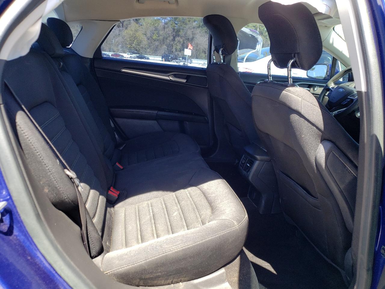 Photo 6 from auction – 2014 FORD FUSION SE with VIN 3FA6P0HD0ER298141