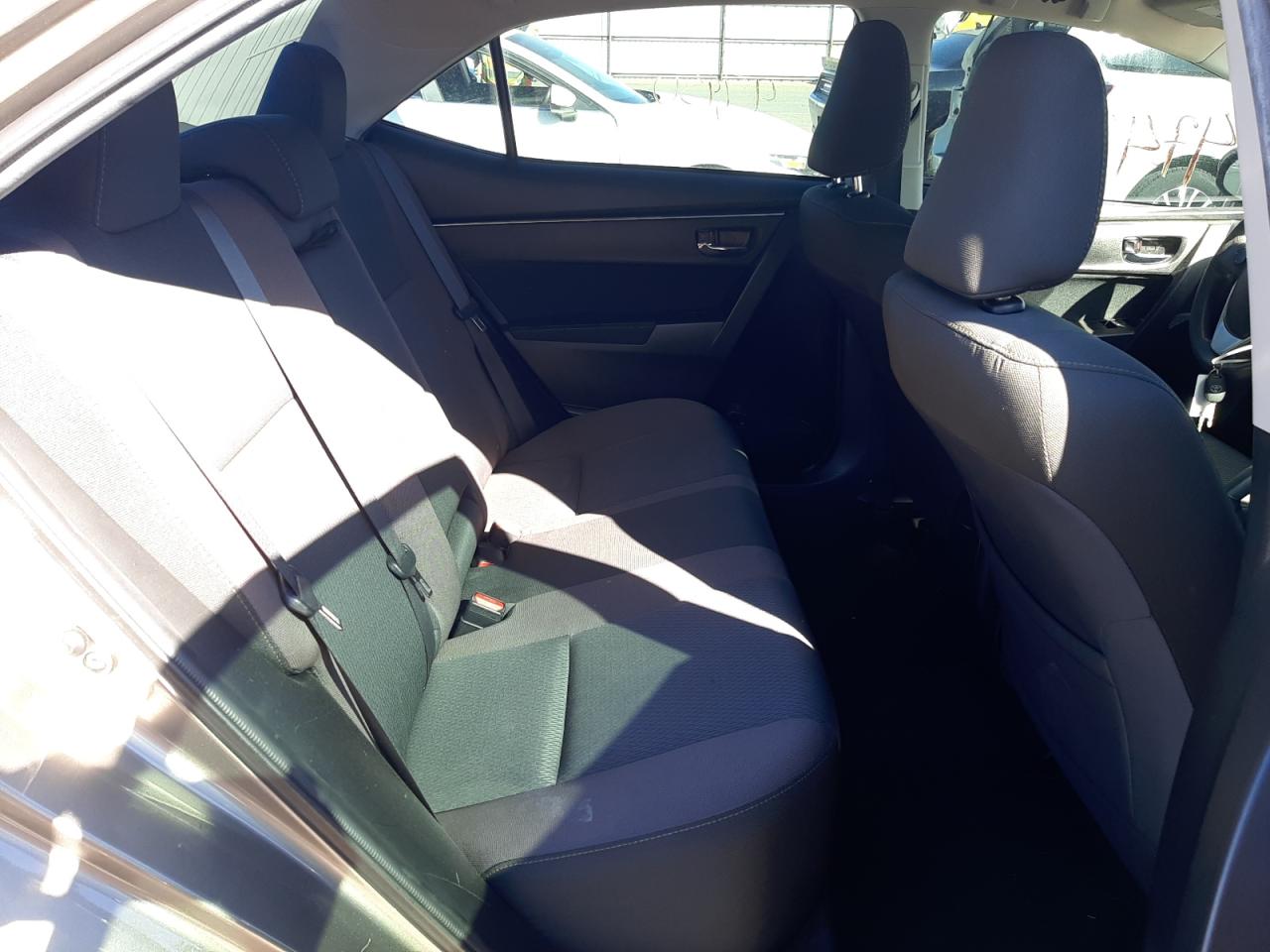 Photo 6 from auction – 2017 TOYOTA COROLLA L with VIN 2T1BURHE5HC938322