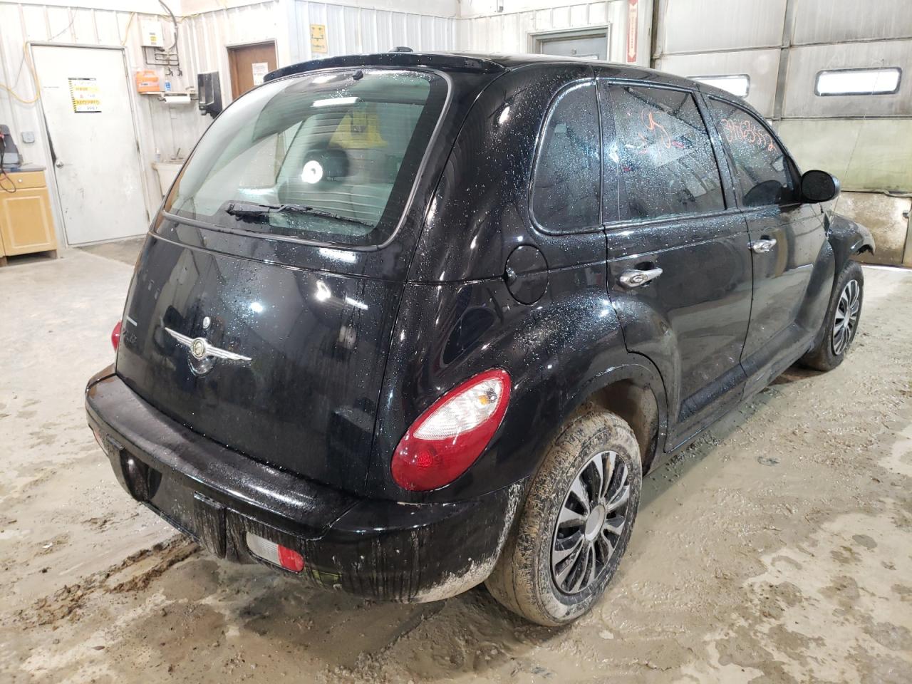 Photo 4 from auction – 2007 CHRYSLER PT CRUISER with VIN 3A4FY48B07T622993