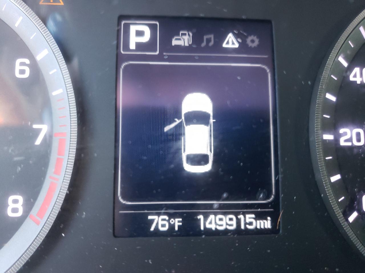 Photo 8 from auction – 2016 HYUNDAI SONATA SE with VIN 5NPE24AF3GH323630