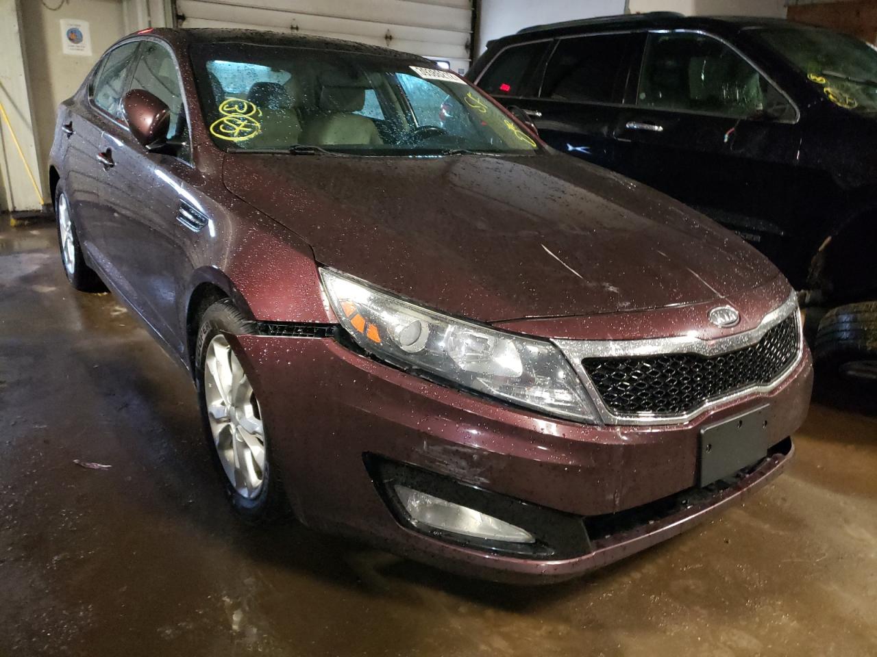 KIA OPTIMA EX 2012 with VIN 5XXGN4A77CG012121 - Photo from auction
