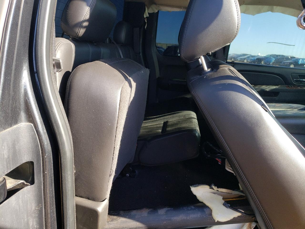 Photo 6 from auction – 2010 CHEVROLET SILVERADO with VIN 1GCSKTE31AZ243692
