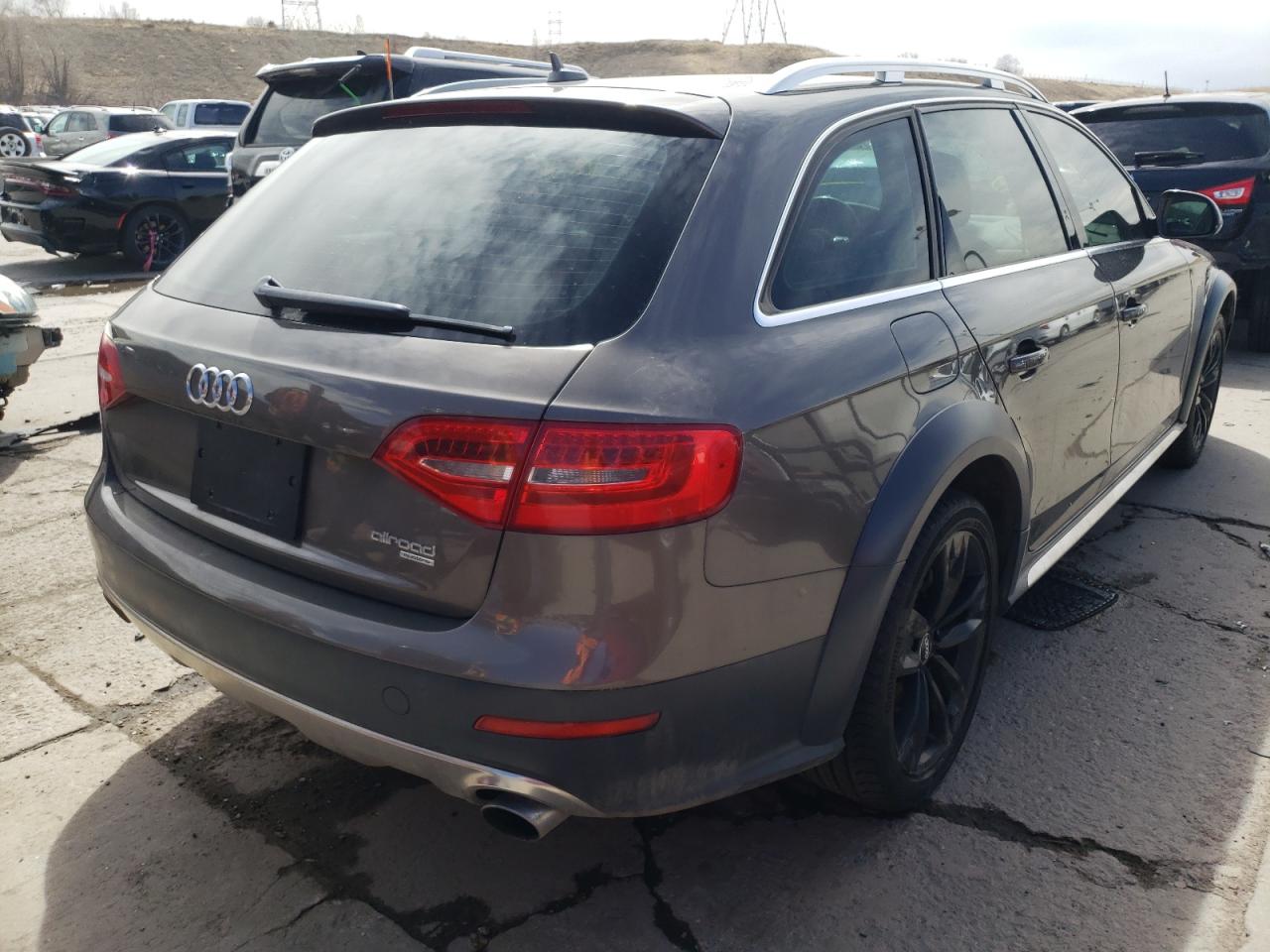 Zdjęcie 4 z aukcji – 2014 AUDI A4 ALLROAD z VIN WA1UFAFL1EA125902