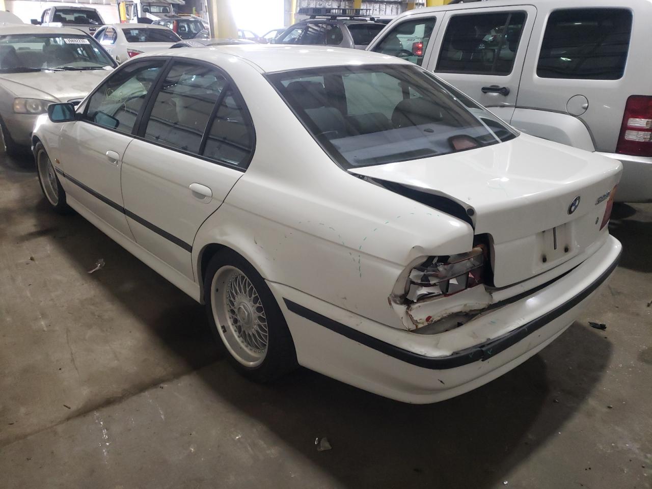 Photo 3 from auction – 1998 BMW 528 I AUTO with VIN WBADD6321WGT96197