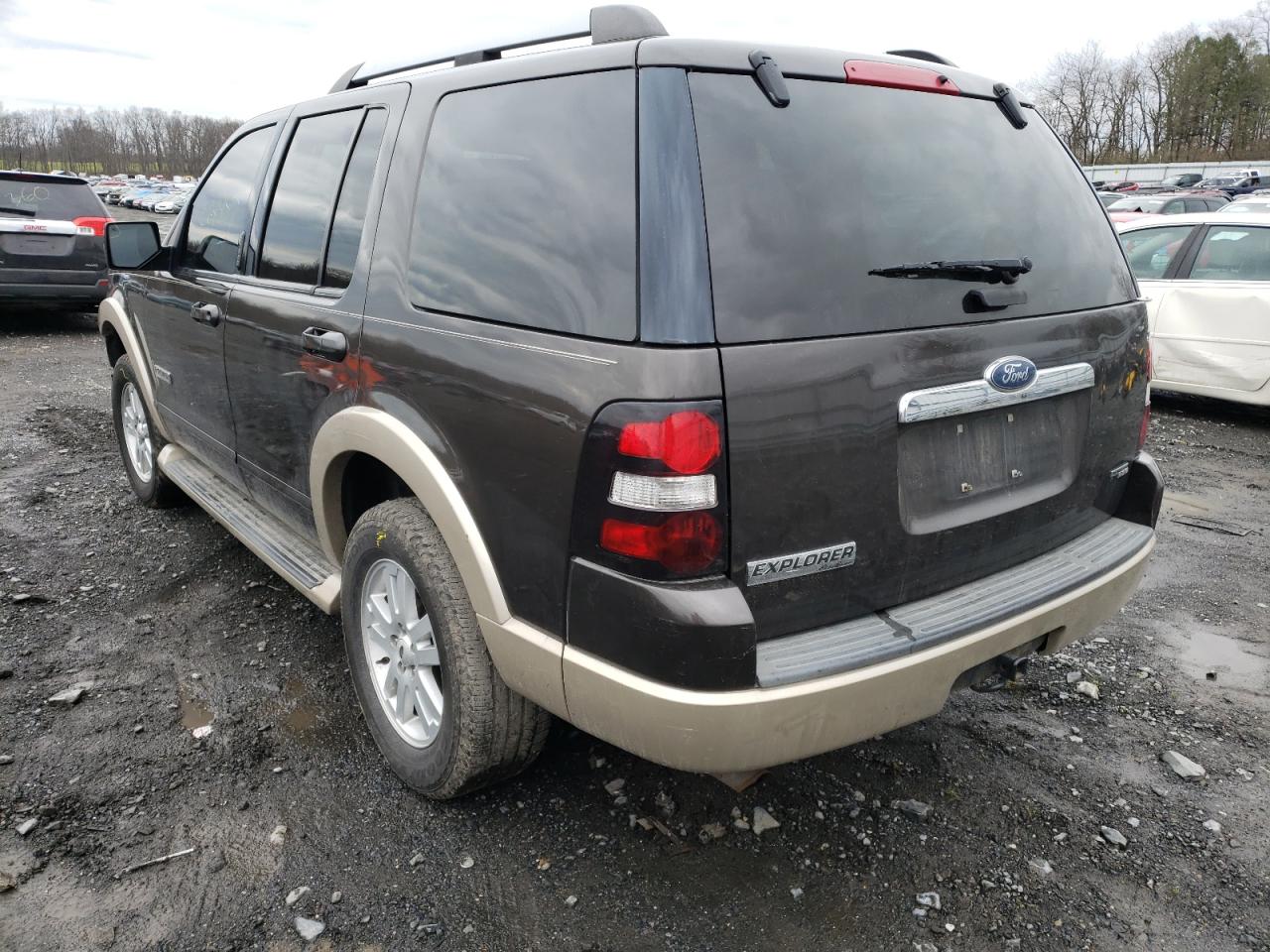 Photo 3 from auction – 2007 FORD EXPLORER E with VIN 1FMEU74EX7UA71908