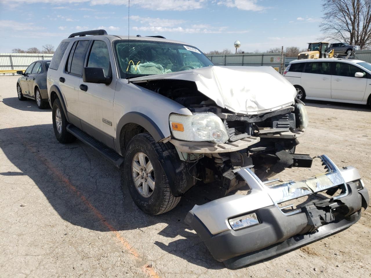 FORD EXPLORER X 2006 with VIN 1FMEU73E66UB53053 - Photo from auction