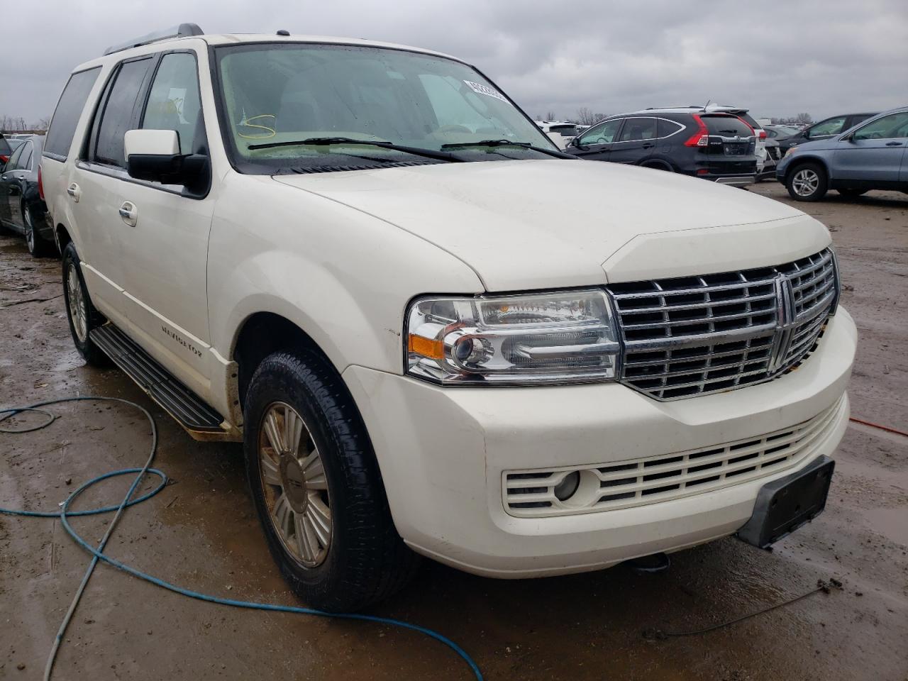 LINCOLN NAVIGATOR 2008 with VIN 5LMFU27518LJ04687 - Photo from auction