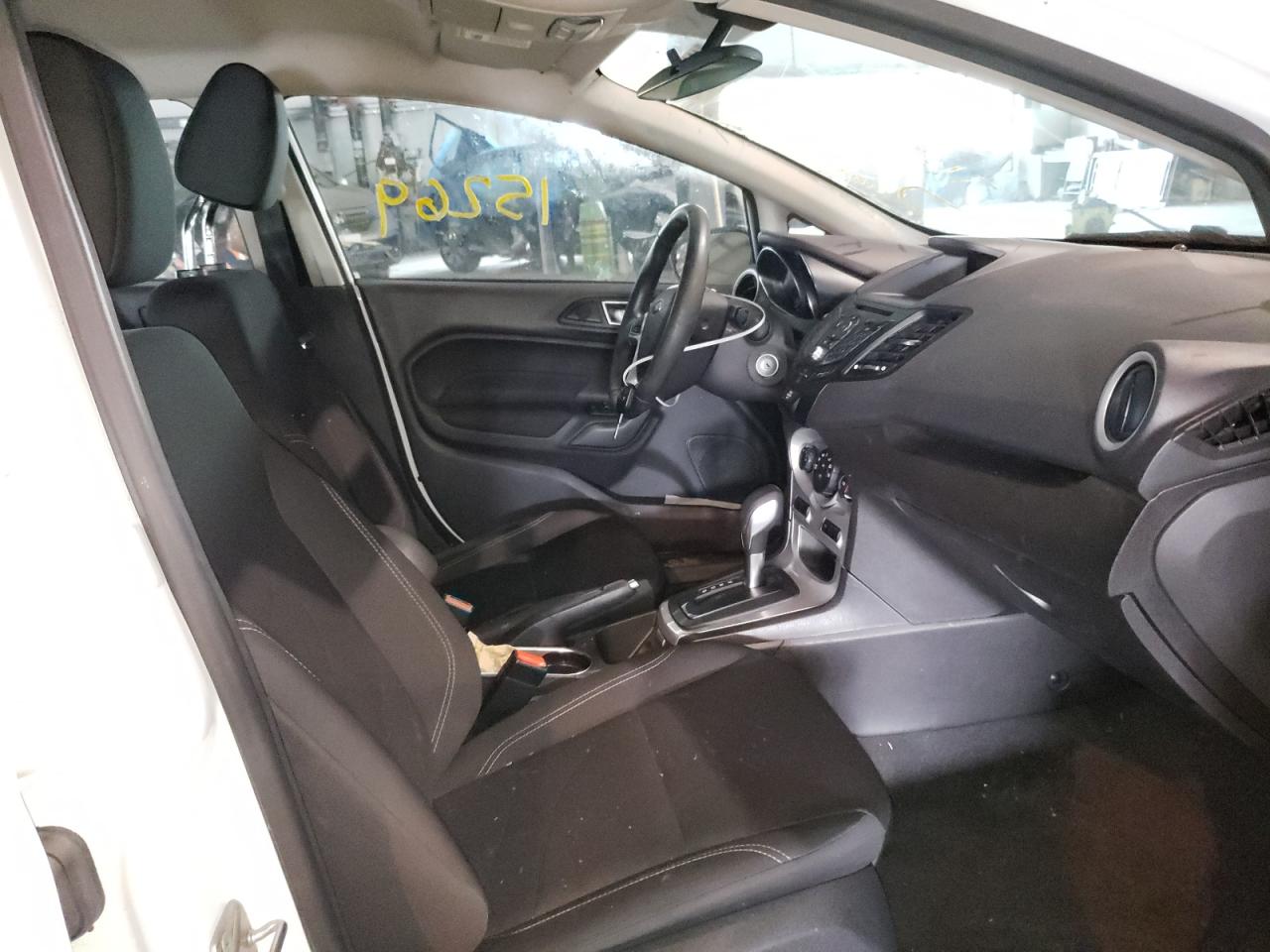Photo 5 from auction – 2016 FORD FIESTA SE with VIN 3FADP4EJ7GM202224