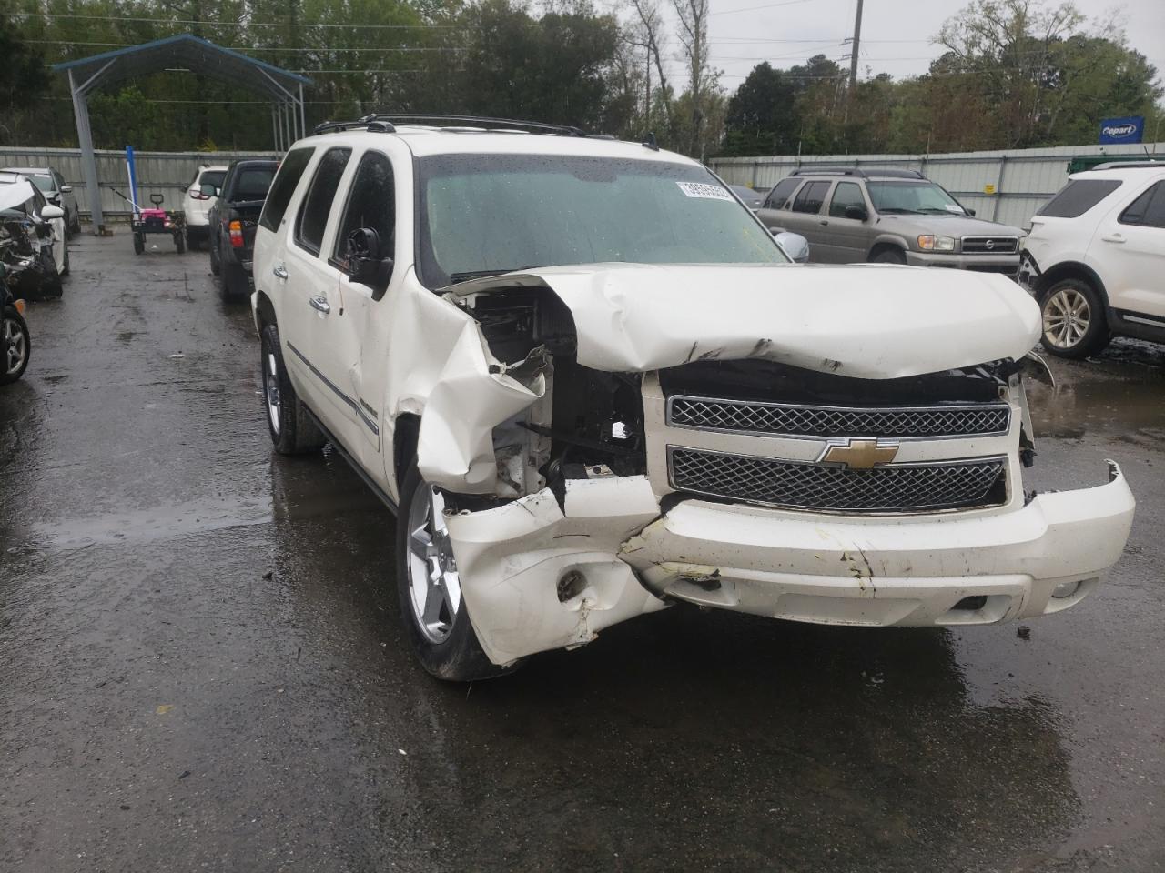 CHEVROLET TAHOE C150 2011 with VIN 1GNSCCE00BR337364 - Photo from auction