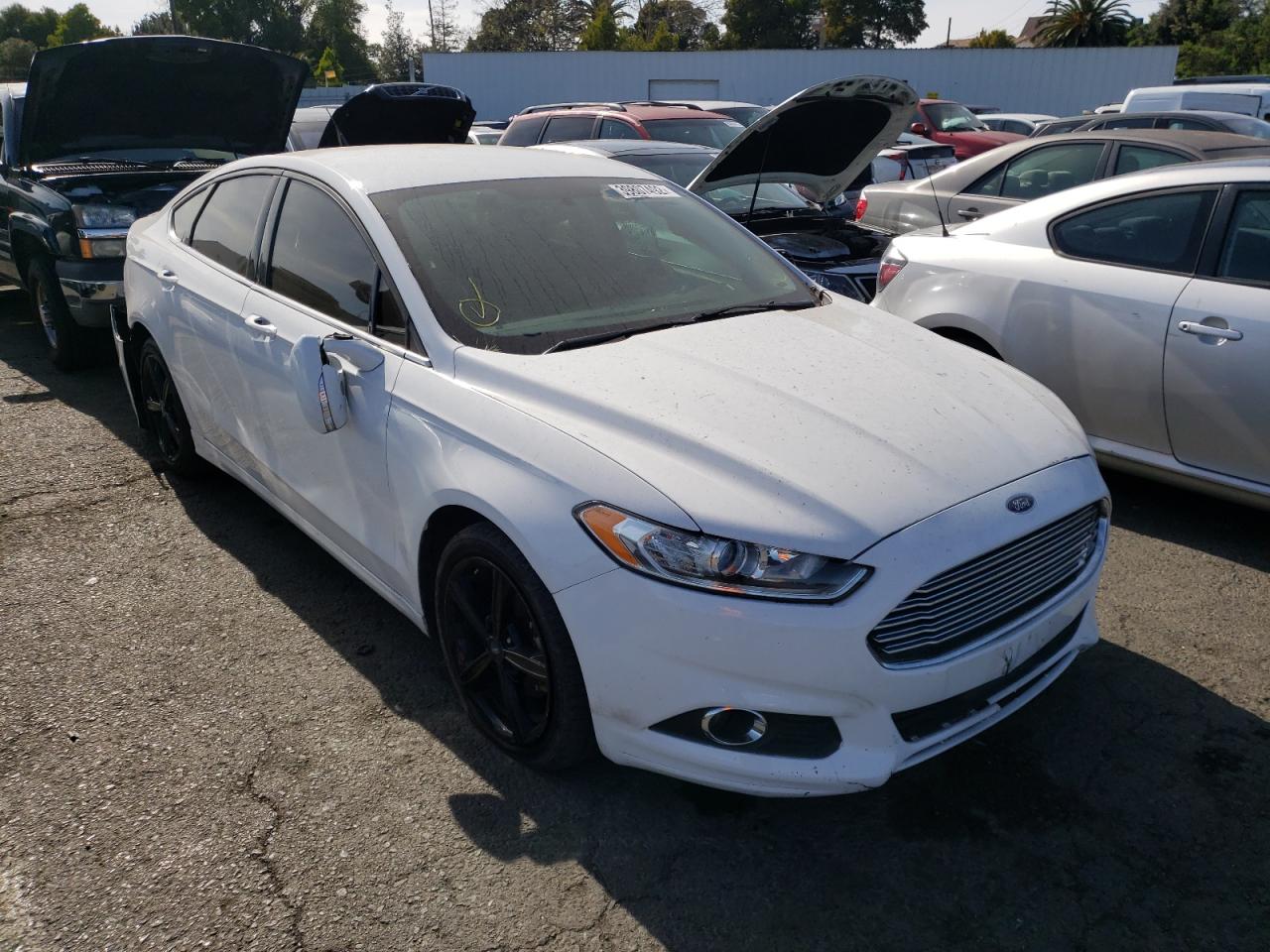 FORD FUSION SE 2016 with VIN 3FA6P0HD8GR247165 - Photo from auction