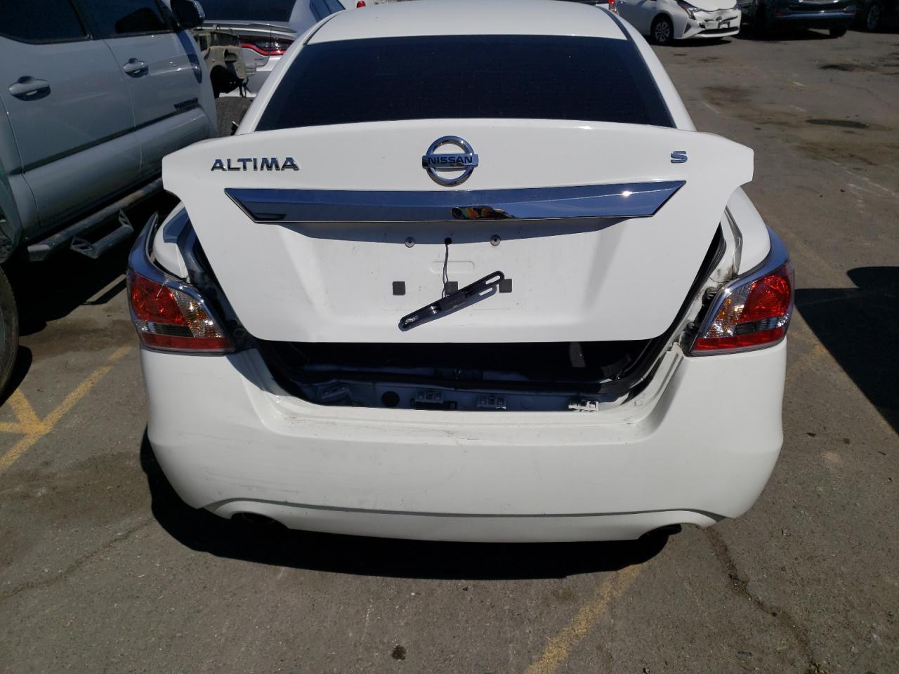 Foto 9 de la subasta – 2015 NISSAN ALTIMA 2.5 con VIN 1N4AL3AP1FC438130