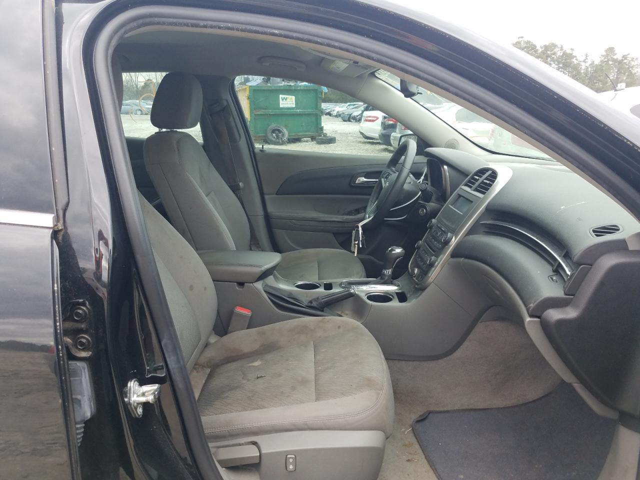 Photo 5 from auction – 2015 CHEVROLET MALIBU LS with VIN 1G11B5SL1FF335673