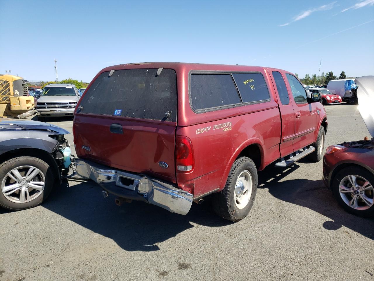 Photo 4 from auction – 2001 FORD F150 with VIN 1FTRX18L21KF40995