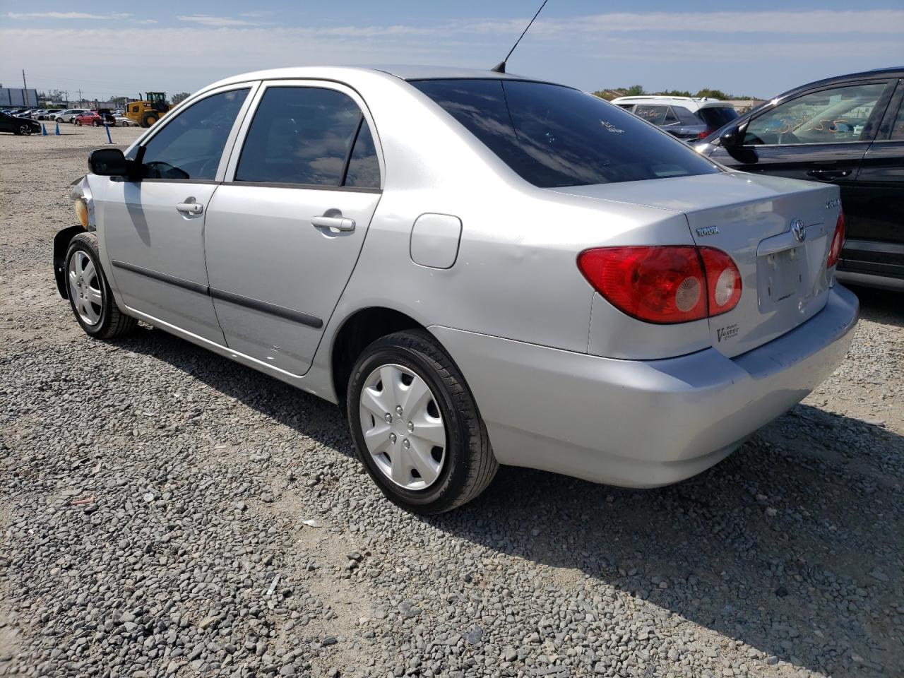 Photo 3 from auction – 2005 TOYOTA COROLLA CE with VIN 2T1BR32E55C416521
