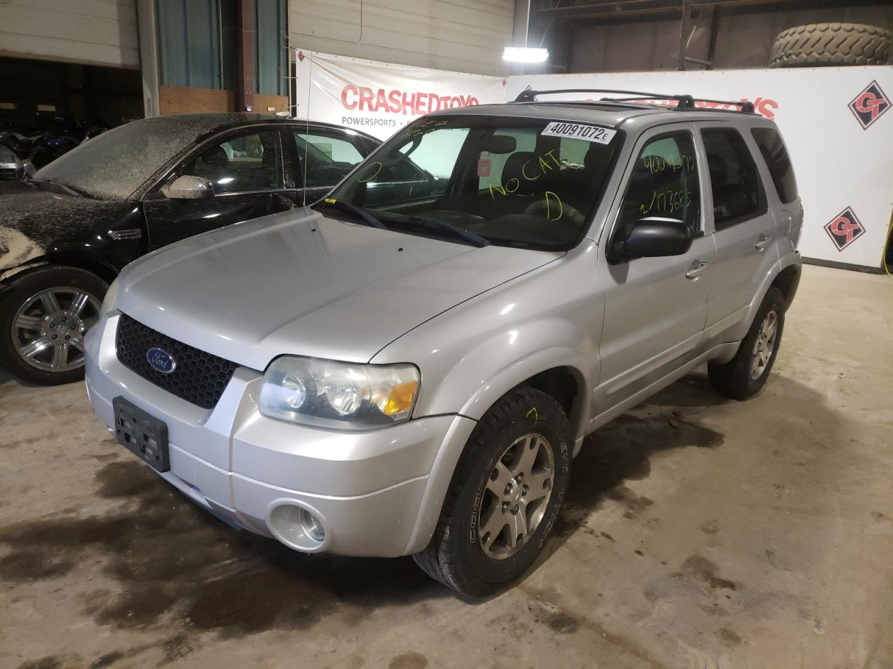 Photo 2 from auction – 2005 FORD ESCAPE LIM with VIN 1FMYU04165KA25955