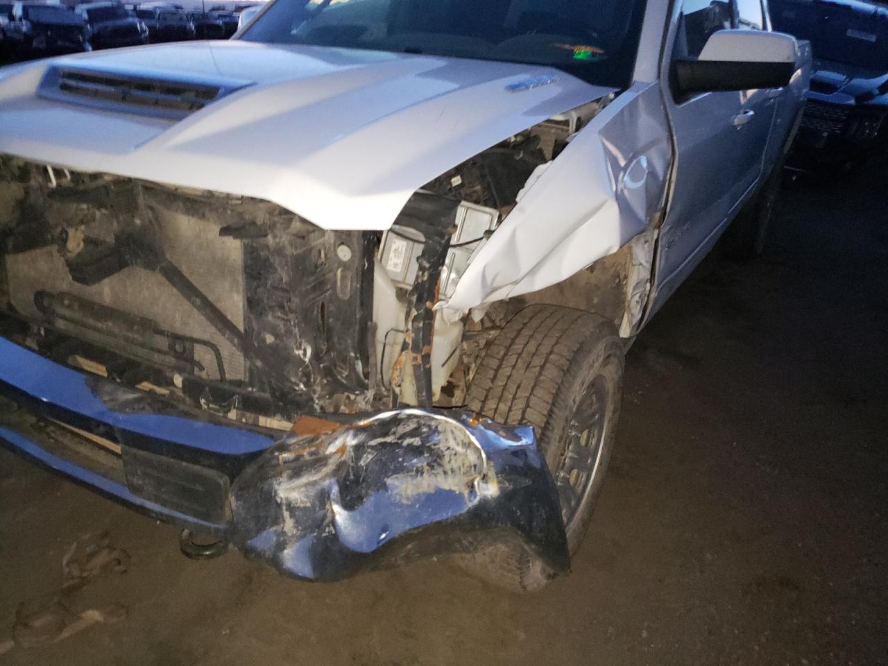 Photo 9 from auction – 2019 CHEVROLET SILVERADO with VIN 1GC1KSEY2KF118544