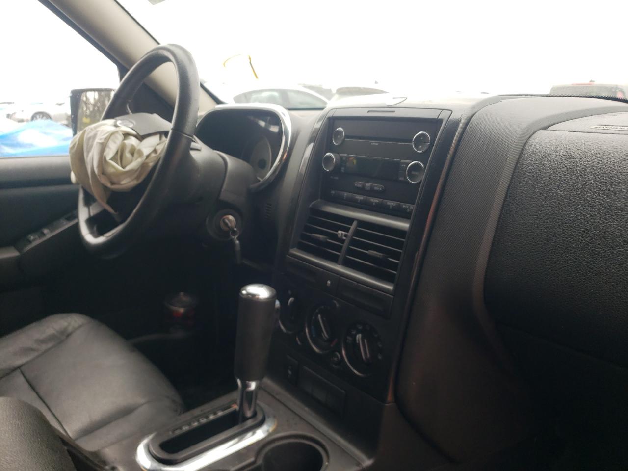 Photo 9 from auction – 2009 FORD EXPLORER S with VIN 1FMEU31E49UA31095