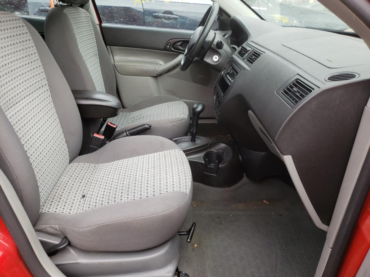 Photo 5 from auction – 2007 FORD FOCUS with VIN 1FAFP34N67W213982