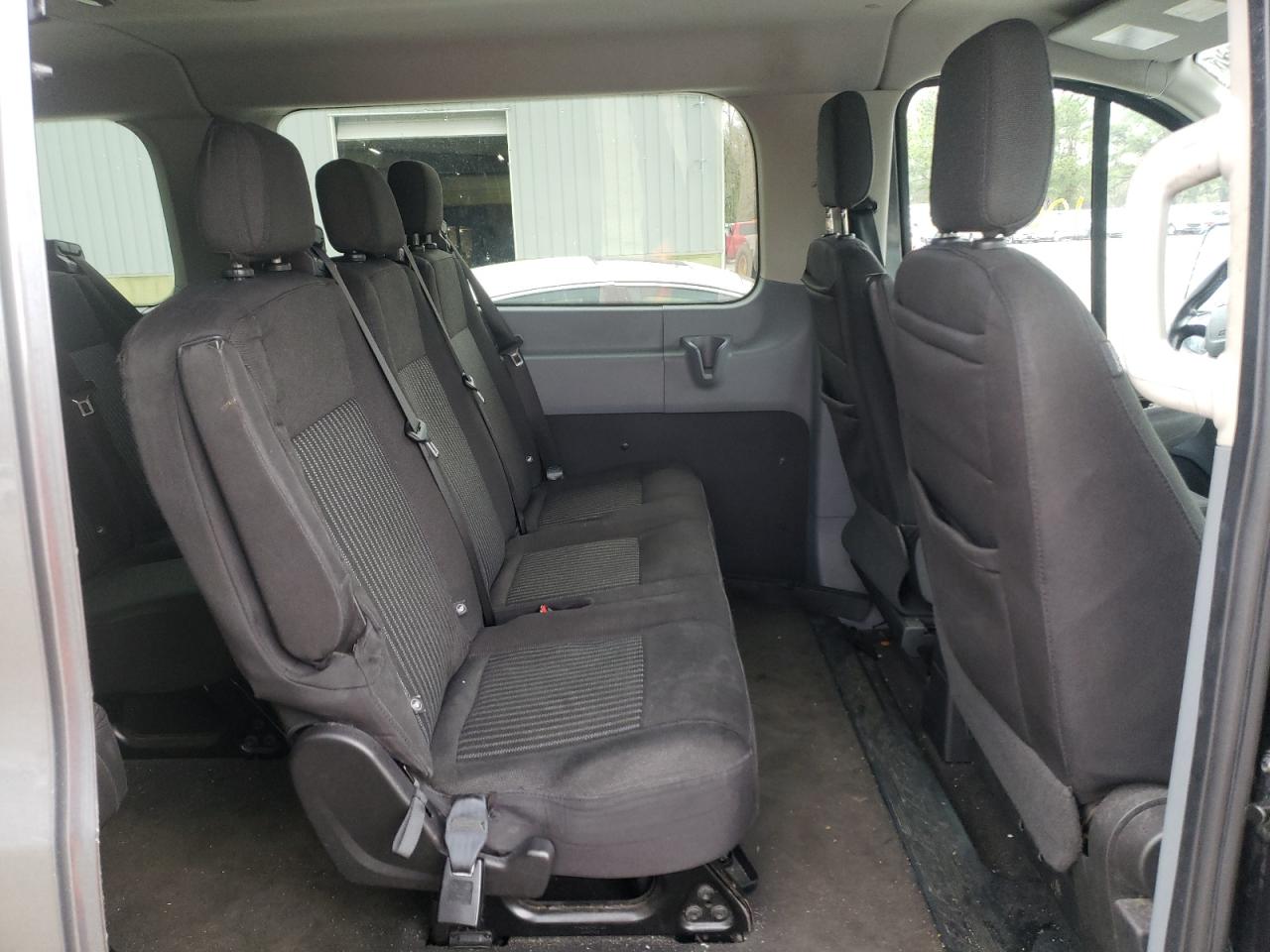Photo 6 from auction – 2017 FORD TRANSIT T- with VIN 1FBZX2YM7HKB12787