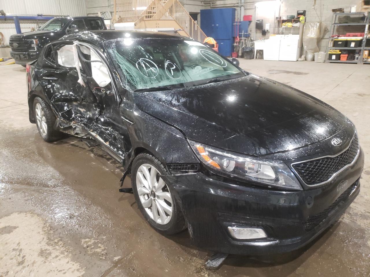 KIA OPTIMA EX 2015 with VIN KNAGN4A79F5656824 - Photo from auction