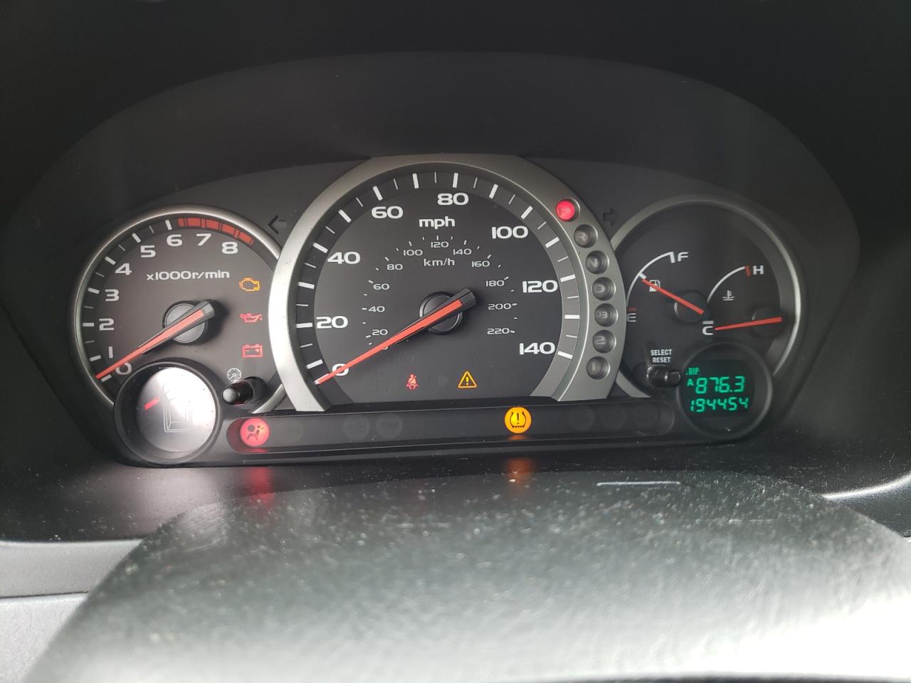 Photo 8 from auction – 2005 HONDA PILOT with VIN 5FNYF18505B016800