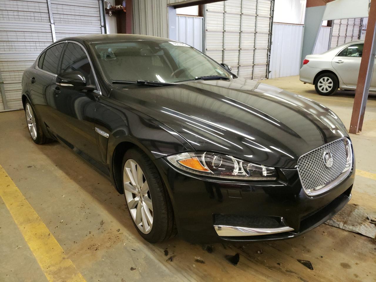 Photo 9 from auction – 2013 JAGUAR XF with VIN SAJWJ0EF2D8S85345