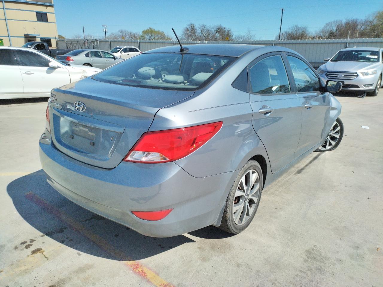 Photo 4 from auction – 2017 HYUNDAI ACCENT with VIN KMHCT4AE3HU351247
