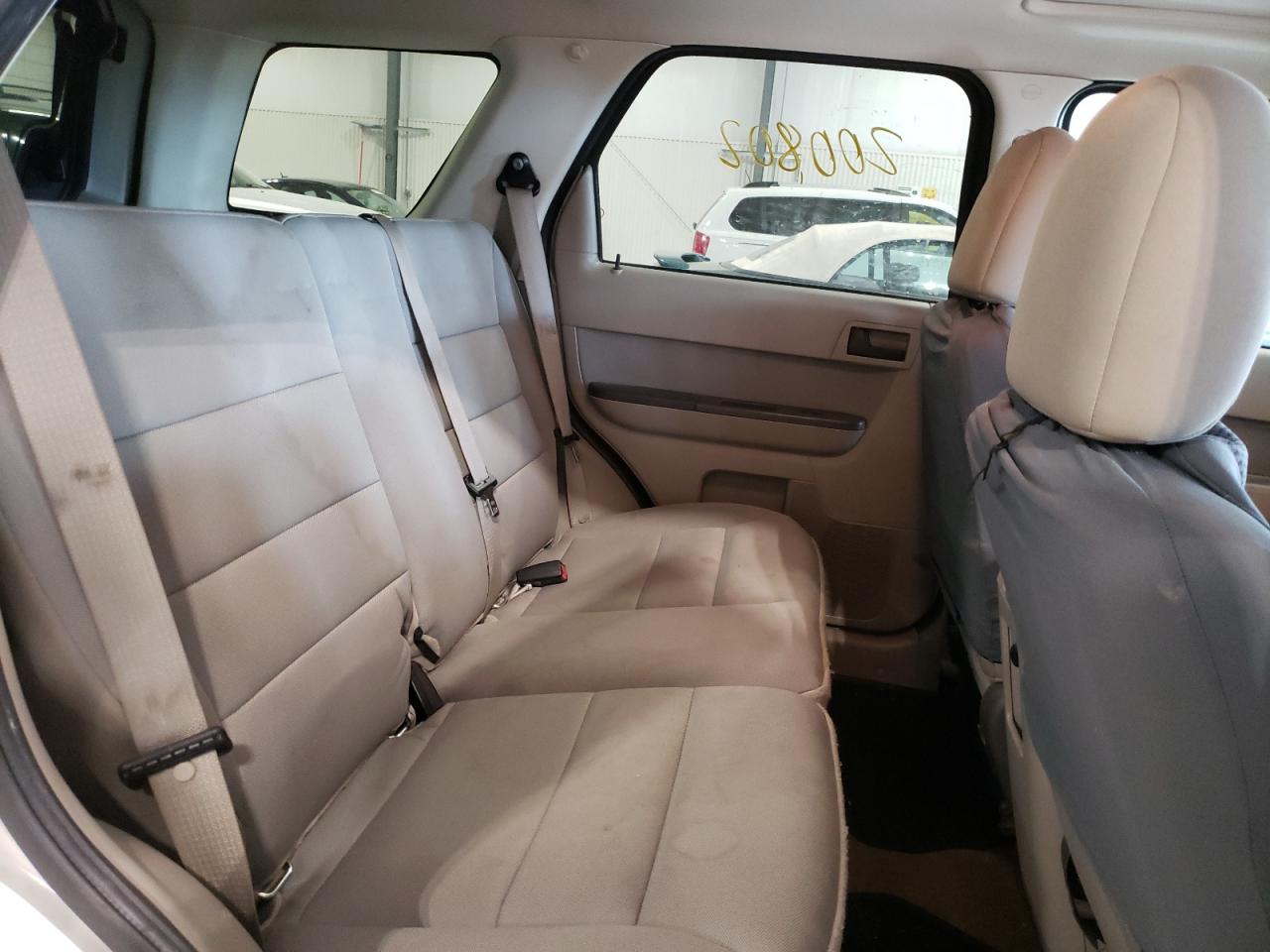 Photo 6 from auction – 2011 FORD ESCAPE HYB with VIN 1FMCU5K35BKA74247